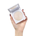 باليت هايلايتر أوفرا كلاود 9 - highlighter-cloud-9 إضاءة ثنائية اللون من الوردي إلى الخوخي - Image 3